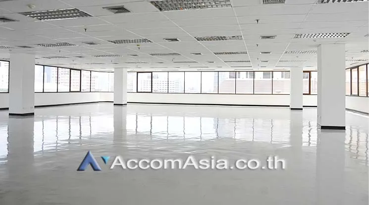 unit Office space For Rent in Silom, Bangkok  near BTS Sala Daeng (AA14066)